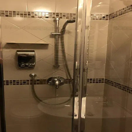 Hotel Elide