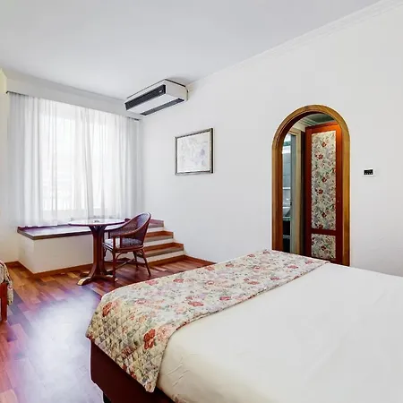 Hotel Eurogarden 3*