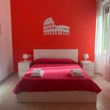 Holiday home Romaholiday Casa Vacanze *