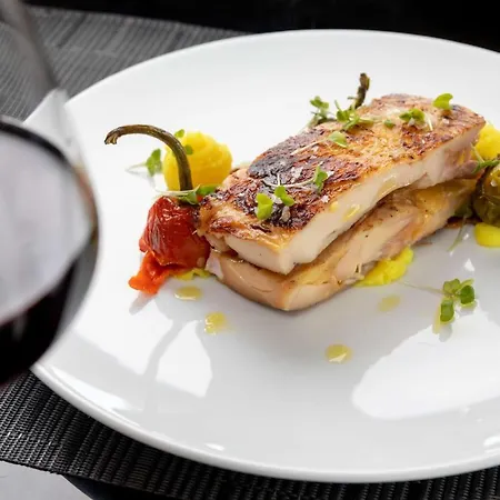 Hotell Radisson Blu Es. Hotel, 5*