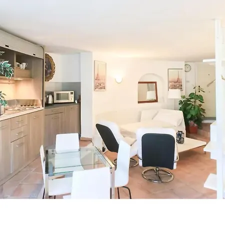 Vicino Ifo Intero Apartment Rome