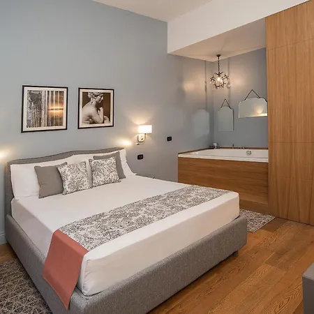 Apartment Likeyourhome, 80 Sq M Luxury With Jacuzzi, In Trastevere District *