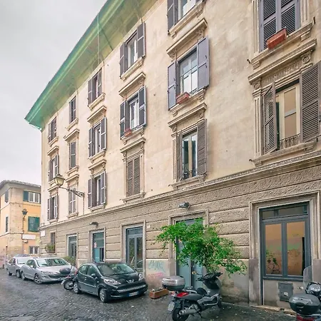 Trastevere Glasshouse 3*
