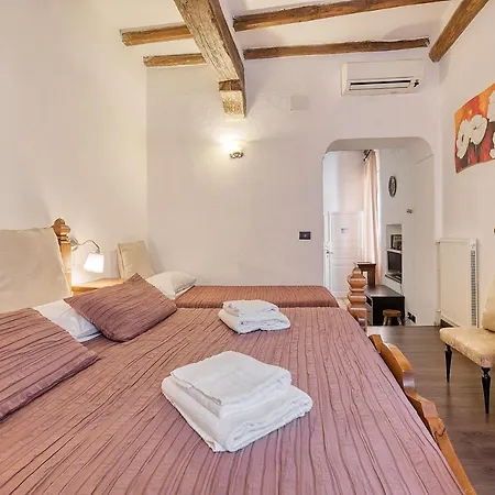 Campo De Fiori Palace Holiday home