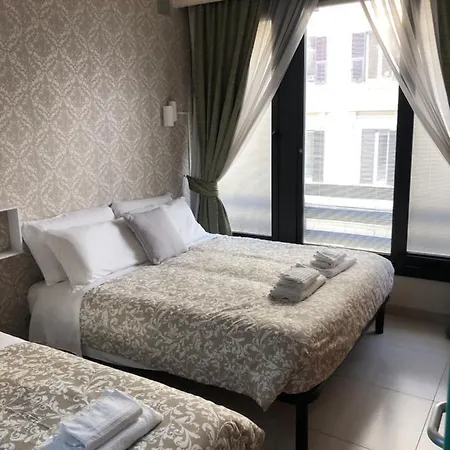 Visconti Apartment. * Rome