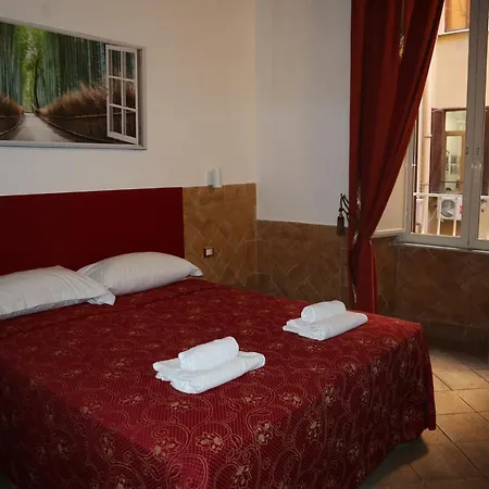 Palestro Palace 3*