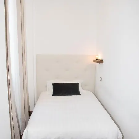 Malto Palace Guest house *