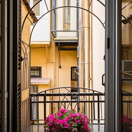 Apartment Sara - Campo De Fiori 35 Rome