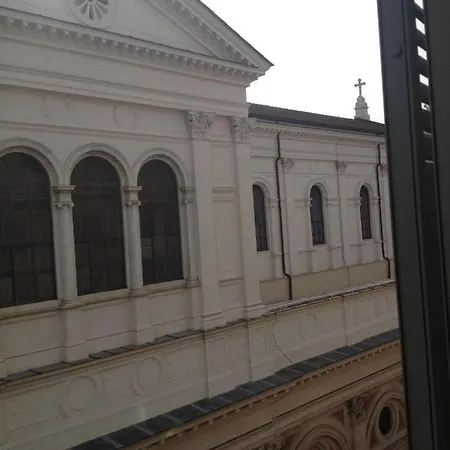 Urbe 2* Rome