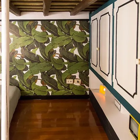 Trasteverehome - Monserrato House With Balcony Rome