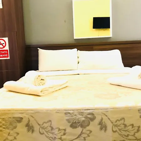 Holiday Termini Guest house