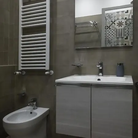 Apartment Casa Sciunzi - Elegant In Termini *