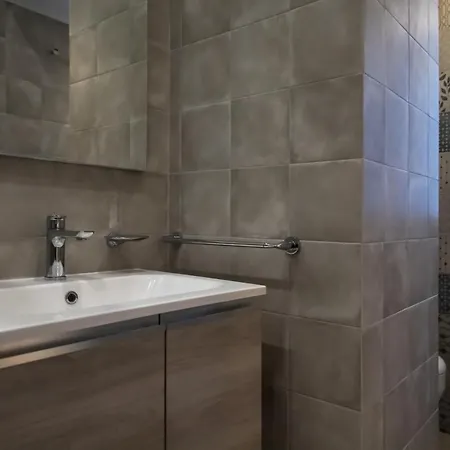 Casa Sciunzi - Elegant In Termini * Рим