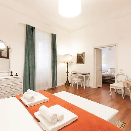 Leonardo Pantheon Apartment *