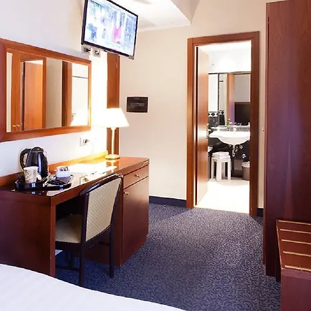The Smooth 4* Roma