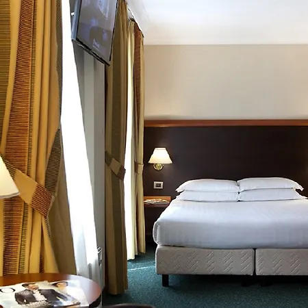 Hotell The Smooth 4*