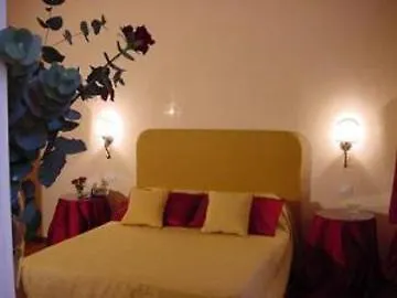 Bed & Breakfast Relais Al Senato Rome