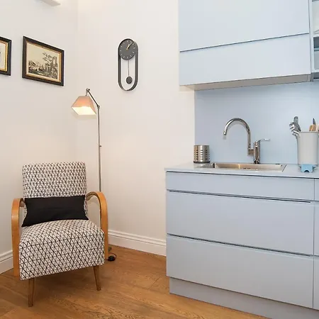 Apartment Likeyourhome, 80 Sq M Luxury With Jacuzzi, In Trastevere District Rome