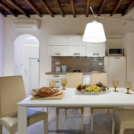 Apartment Chiavari Delux In Campo De Fiori *