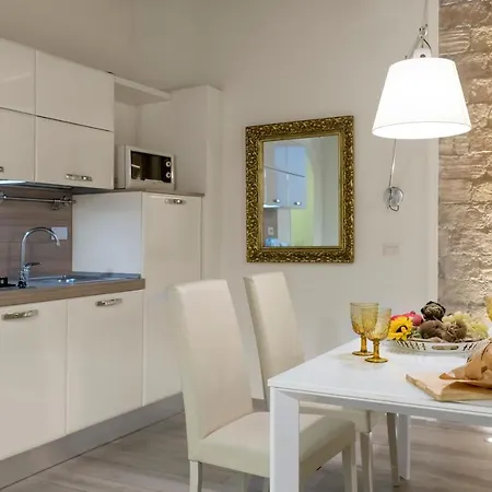 Chiavari Delux In Campo De Fiori Apartment Rome