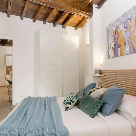 Chiavari Delux In Campo De Fiori Apartment Rome