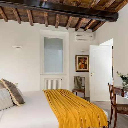 Apartment Chiavari Delux In Campo De Fiori