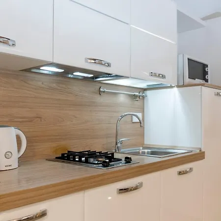Chiavari Delux In Campo De Fiori Apartment