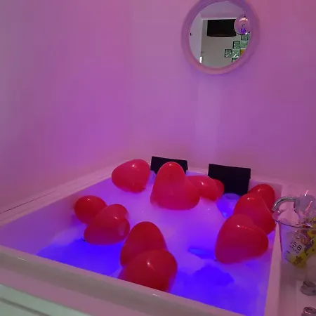 Apartment Lovers Excape - Adults Only *