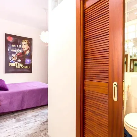 Royal Corso Guest house 2*