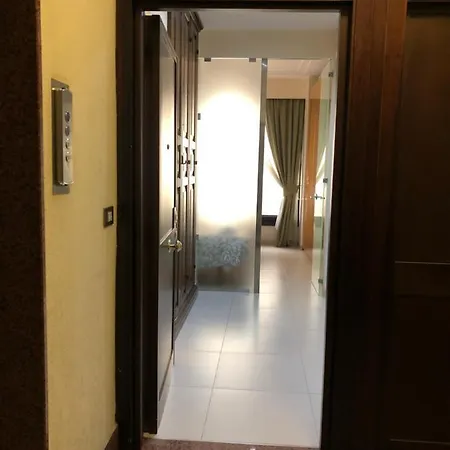 Visconti Apartment. * Rome