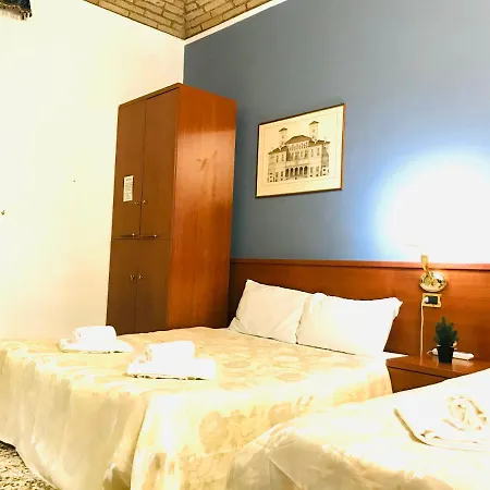 Holiday Termini Guest house