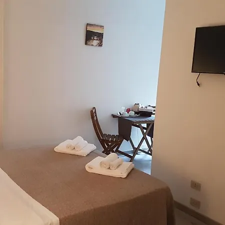 Affittacamere Domus Ferraro 2*