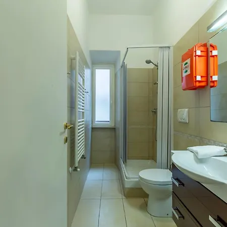 Flatinrome Trastevere 6 * Rom