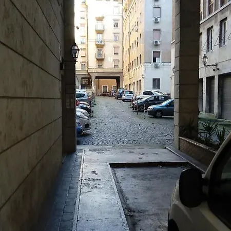 Casa Ponte Sisto Rome