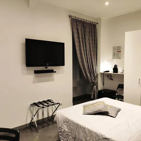 Onetime Guest house 3*
