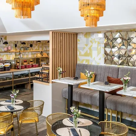Leonardo Boutique Termini Hotel 4*