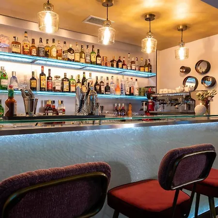 Hotel Leonardo Boutique Termini 4*
