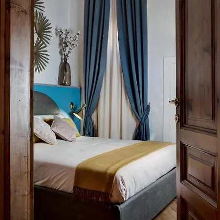 Luxury Trevi House Rome