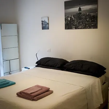 Da Alessia Per Dormire Al Coppede 3* Rome