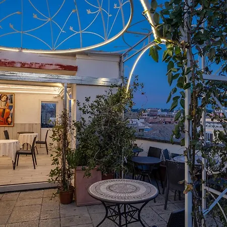 Hotel Antica Dimora Delle Cinque Lune Rome