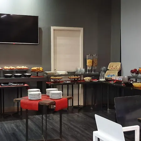 V99 Hotel