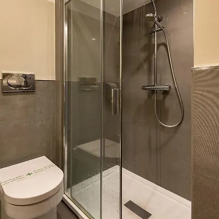 Guest house Tula 2*