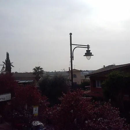 Laura Hotel
