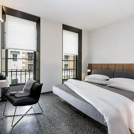 Royal Bissolati 4* Rome