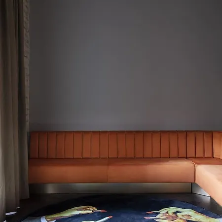 Chapter Hotel