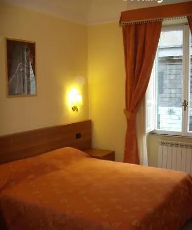 Privato Simone Bed & Breakfast *