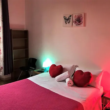 Giuly Guest house
