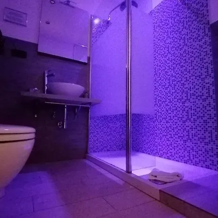 Guest house Chroma Italy - Chroma Deka Rome