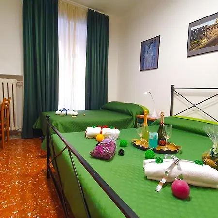 A Casa Simpatia - A Richiesta Parcheggio Gratuito ! Guest house 2*