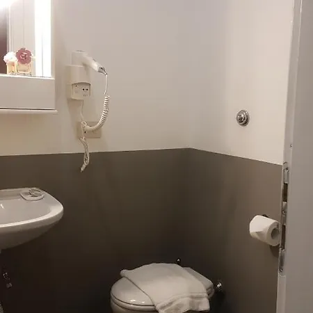 多莫斯费拉罗旅馆 招待所 罗马